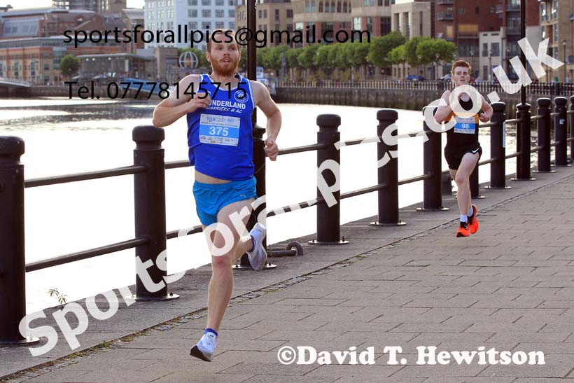 The 2022 Bridges of the Tyne 5 Mile (organised Tyne Bridge Harriers), Quayside, Newcastle, Tuesday, July 5th. Photo: David T. Hewitson/Sports for All Pics